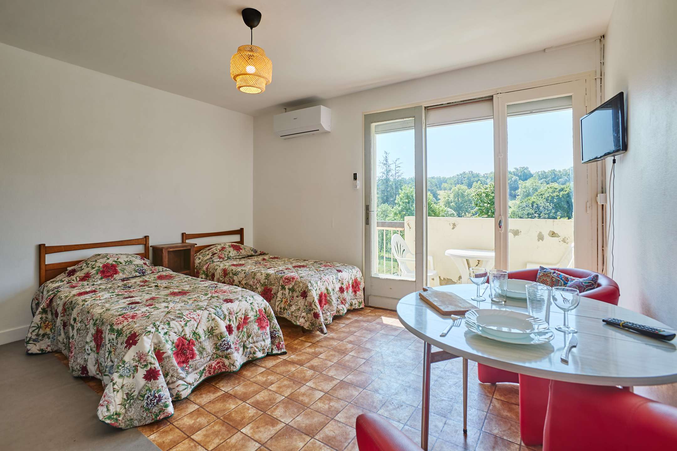 Studio confortable et climatisé, idéal pour 2 personnes Photo du bien 2